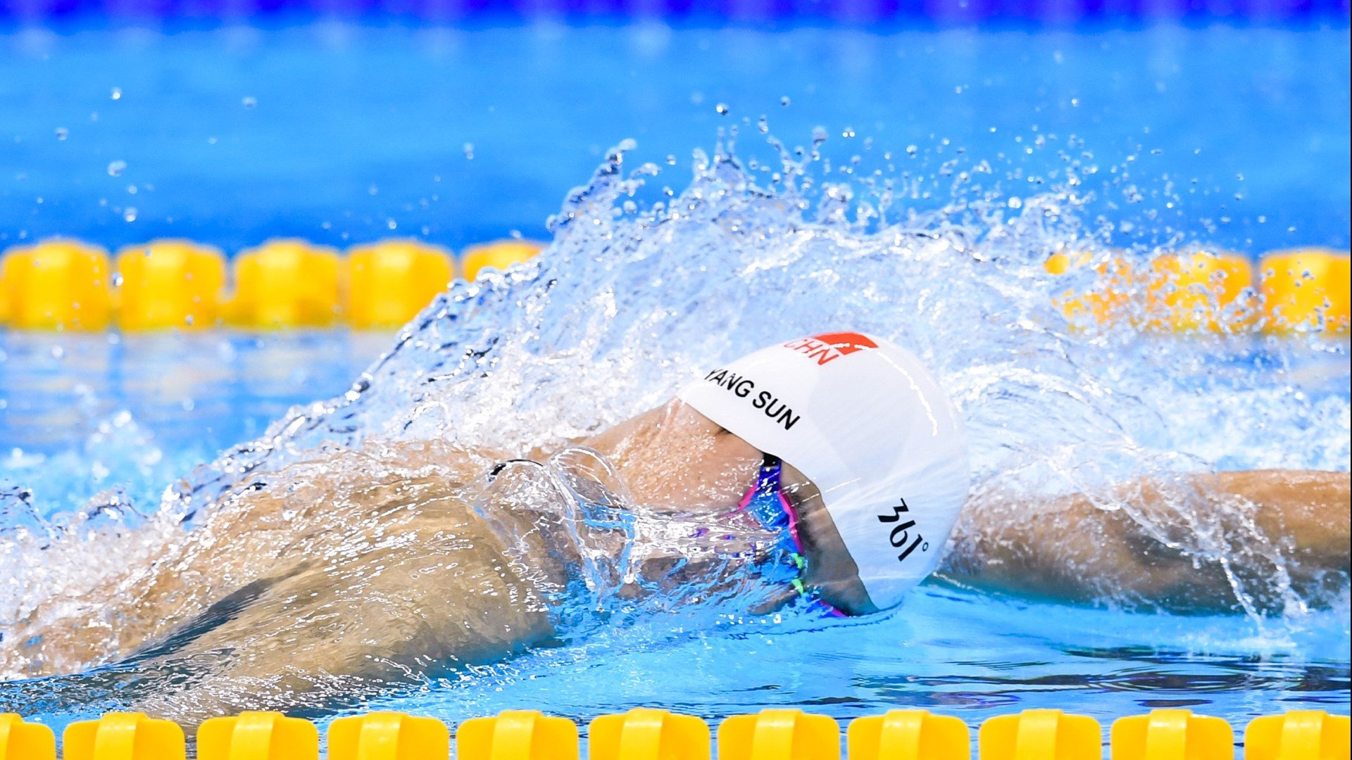 从蒙得维的亚到米兰城,当乌拉圭铁血注入蓝黑军团,三笘薰在欧冠之巅写下亚洲新章