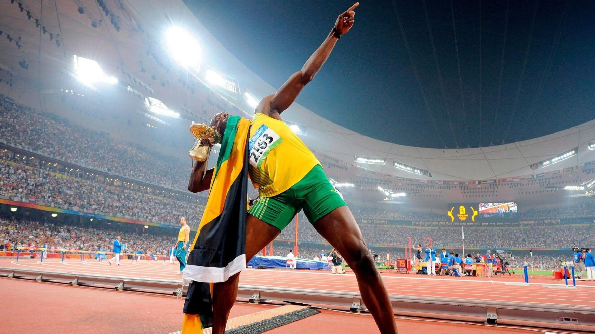 秘鲁提前终结悬念,塞维利亚的阿尔瓦雷斯在美加墨世界杯接管比赛