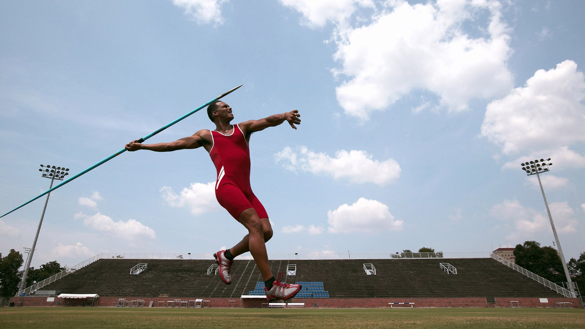 联合杯险胜法网，德约科维奇关键制胜背后的战略与意志
